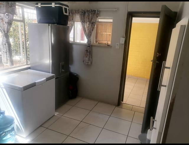 4 BEDROOM HOUSE FOR SALE IN ANNADALE